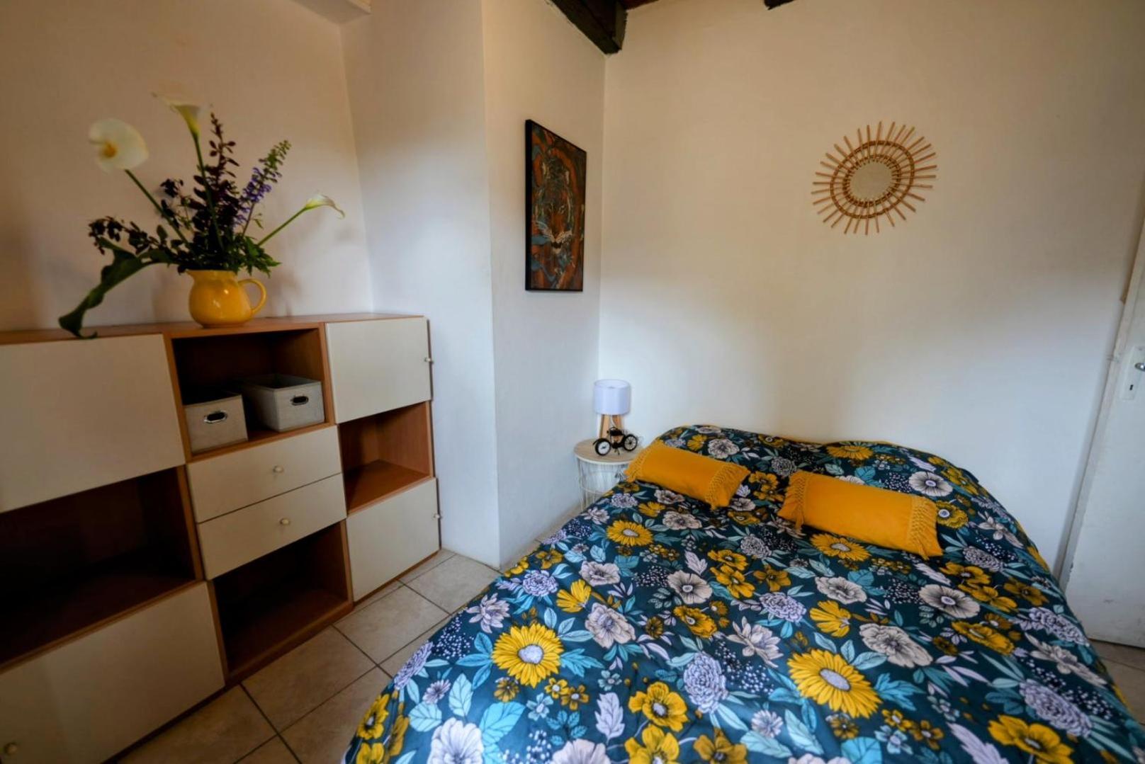 Maison De Village * Montcabrier (Lot)
